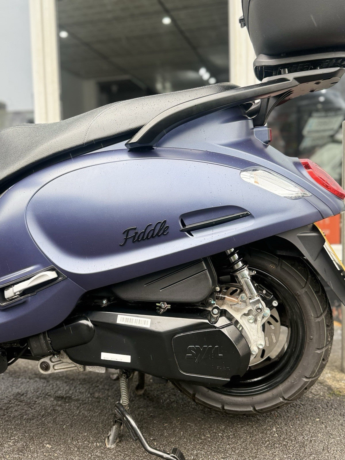 49913593